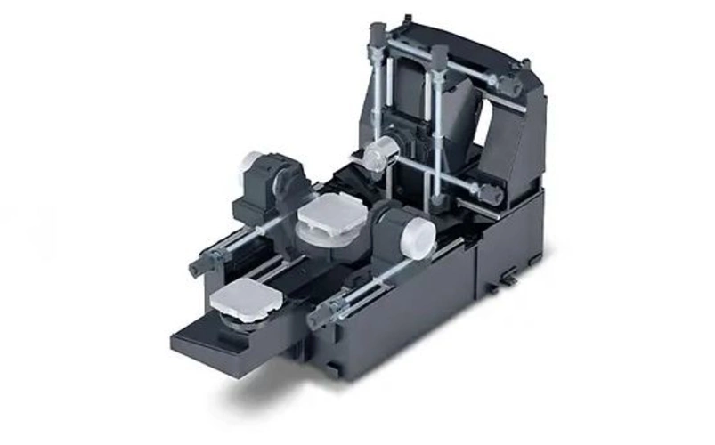 DMG Mori INH 63 Aufbau der Maschine mit Twin-Kugelumlaufspindeln für X, Y, Z und abgesetztem X-Schlitten im Rahmenständer