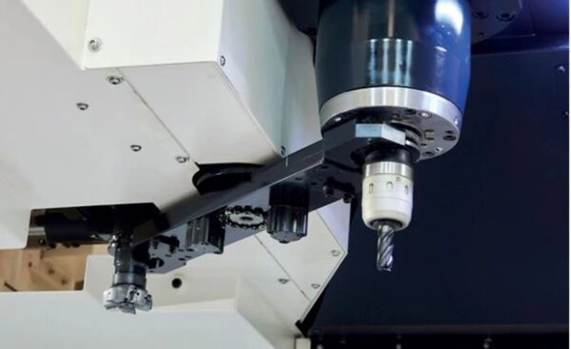 Yamazaki Mazak VCE-500 Werkzeugwechsler